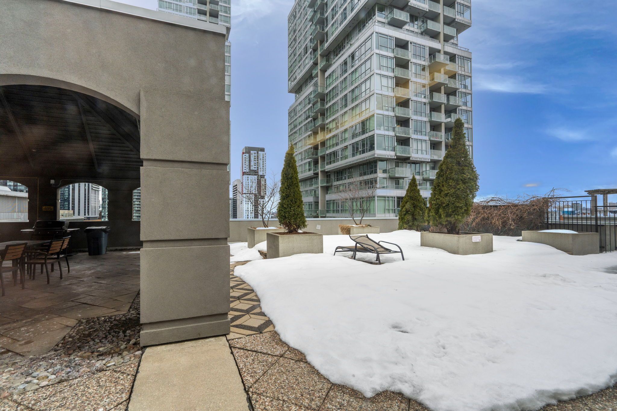 140 Simcoe Street 1412