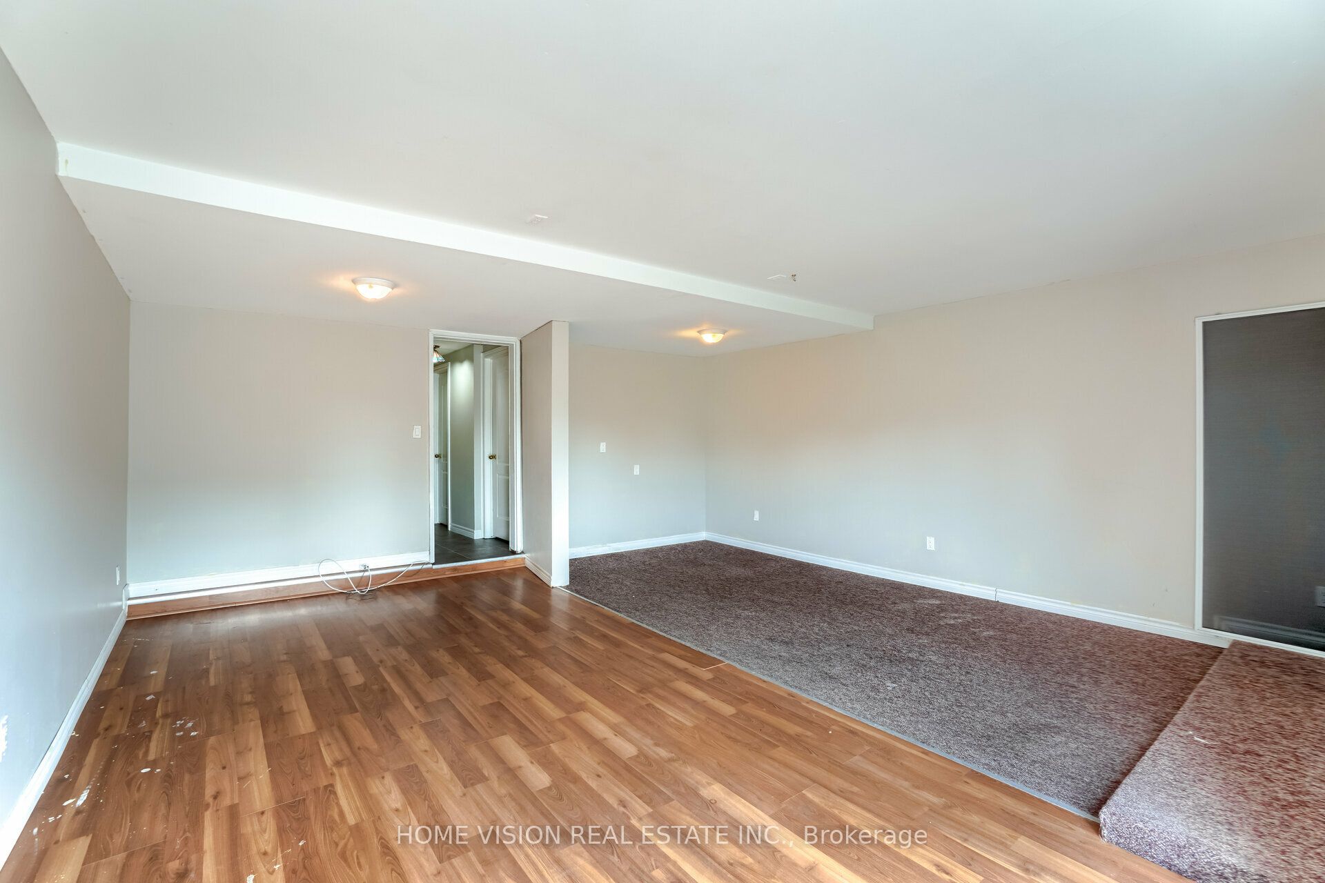 1433 Springwater Crescent E, #Lower Unit
