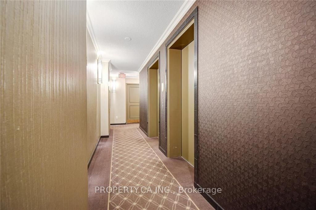 40 Scollard Street S #404, Toronto C02 Annex