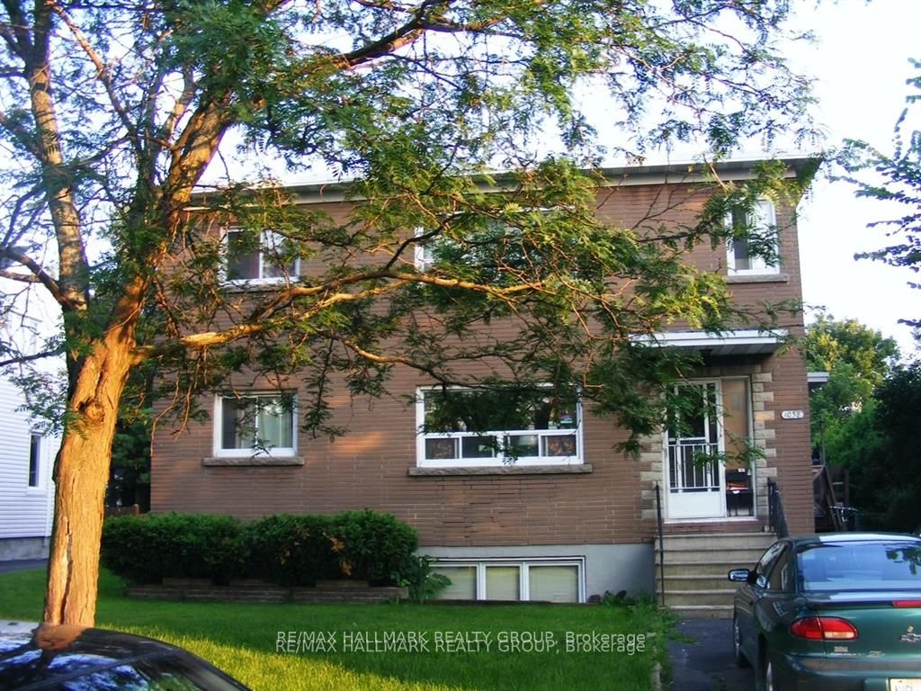 1038 Secord Avenue, BillingsBridgeRiversideParkandArea, ON K1H 8C8