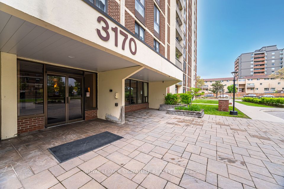 #1003 - 3170 Kirwin Avenue, Mississauga, ON L5A 3R1