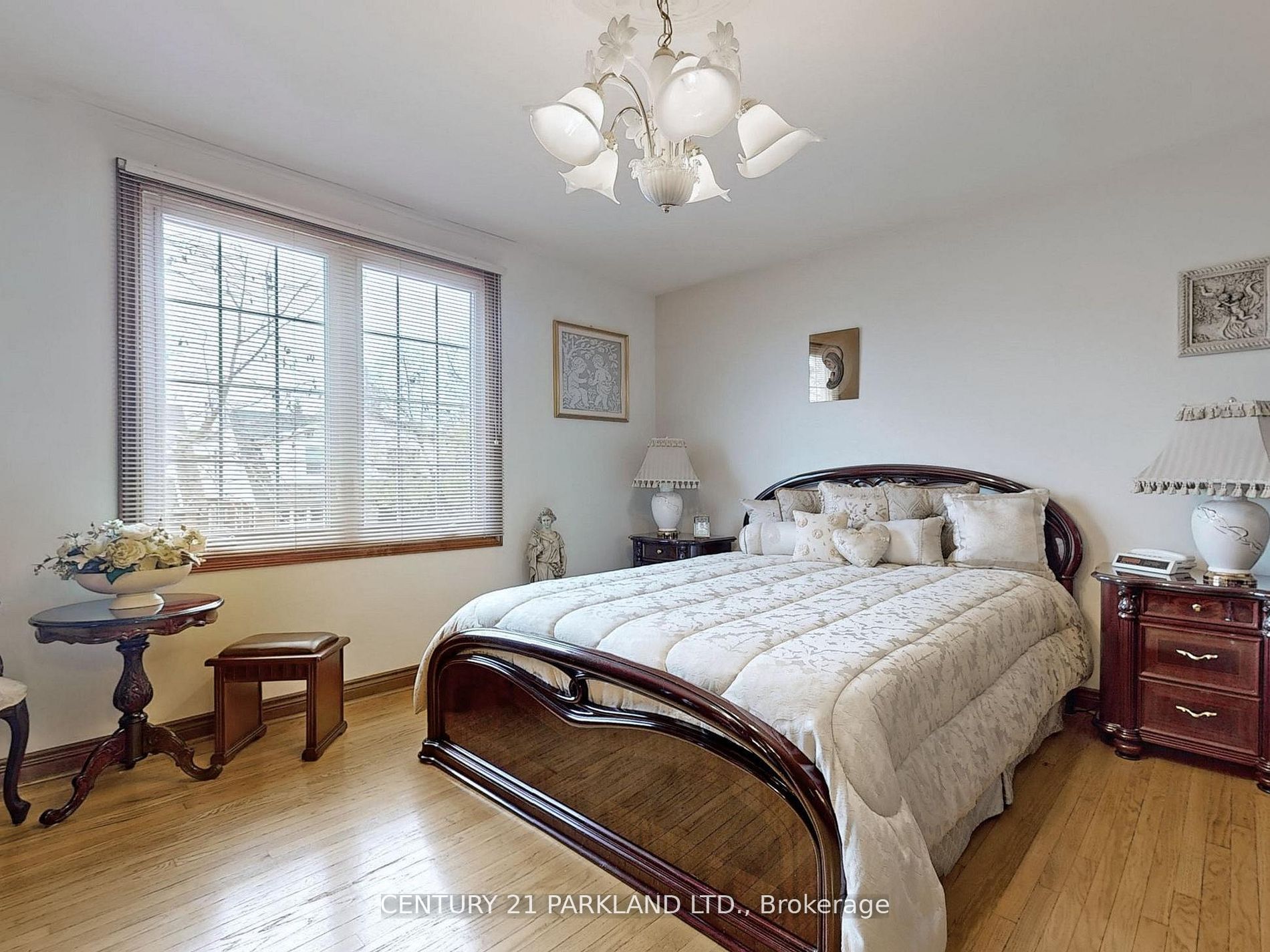526 Milverton Boulevard