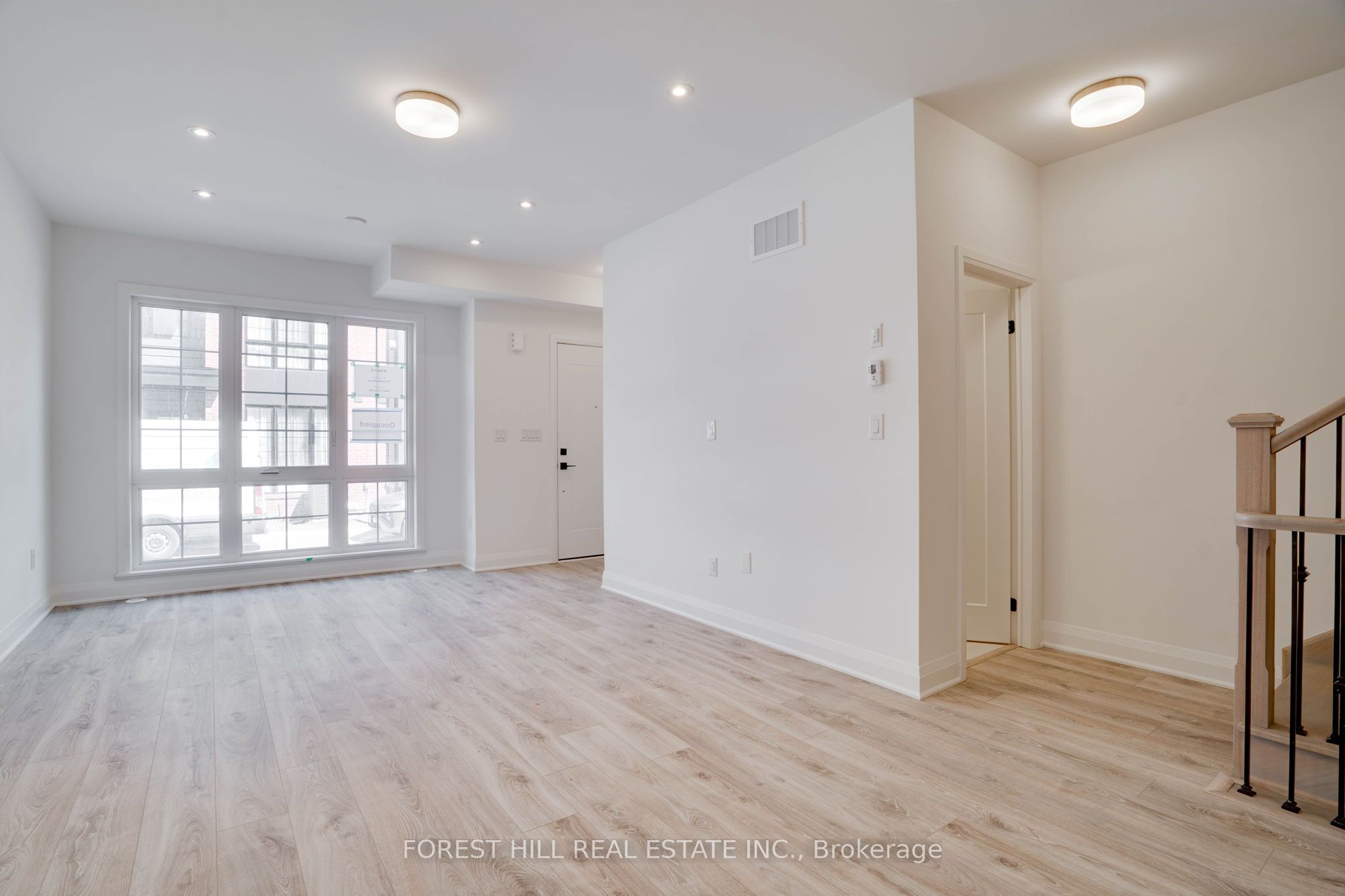 16 Chesley Street, Vaughan, ON L4J 0M1