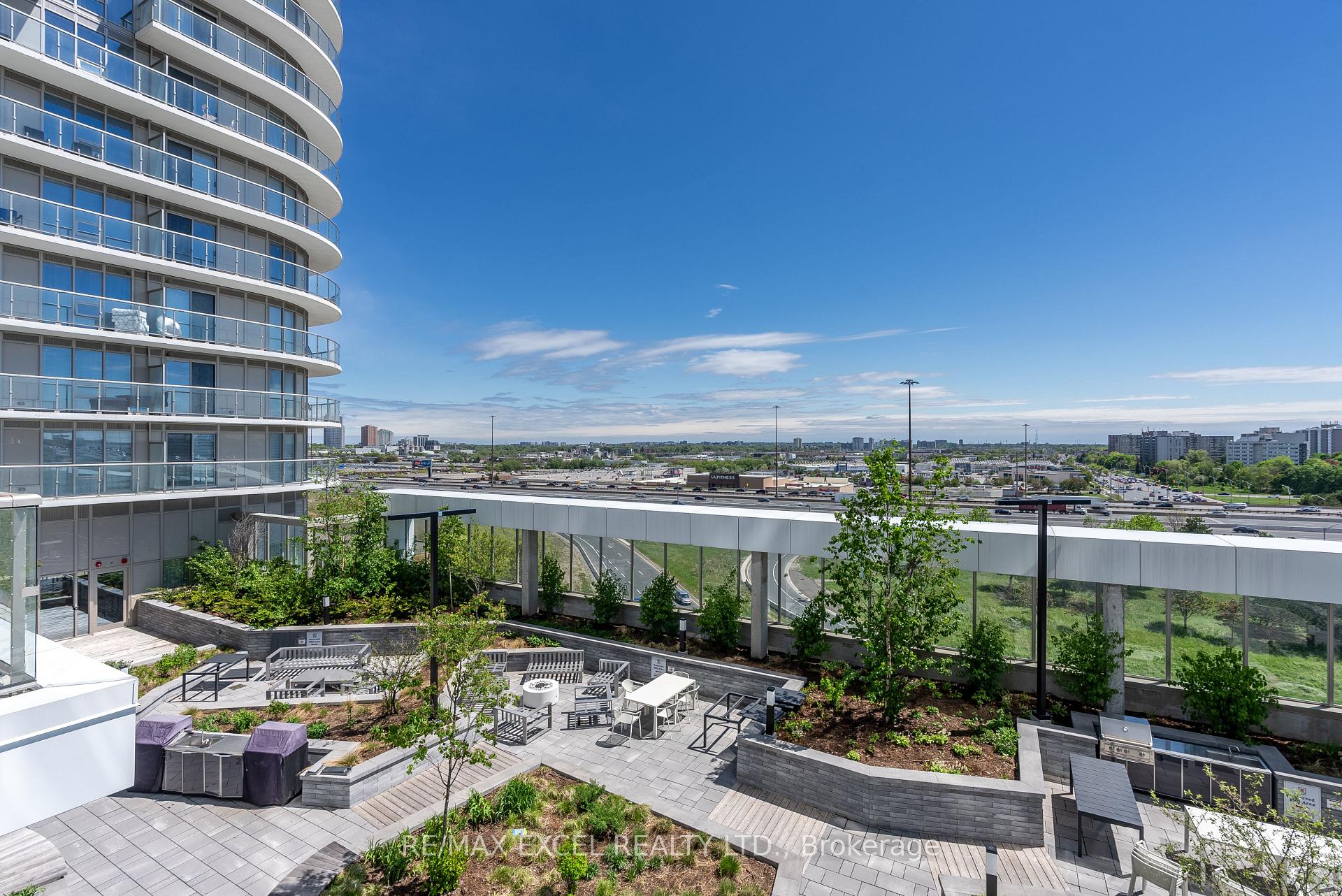 2 Bedrooms Condo at 2031 Kennedy, Toronto For sale