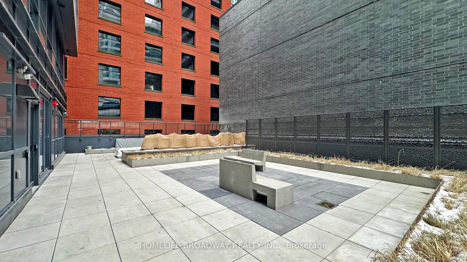 1 Bedroom Condo at 327 King, Toronto For sale