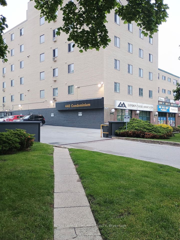 440 Central Avenue
