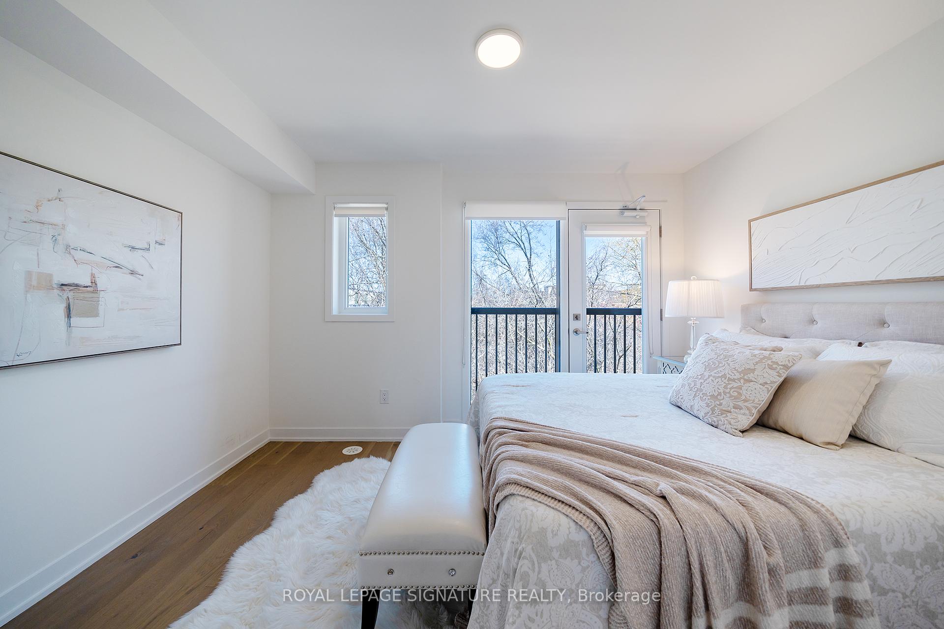 3 Bedrooms Condo at 110 Canon Jackson,  Toronto For sale