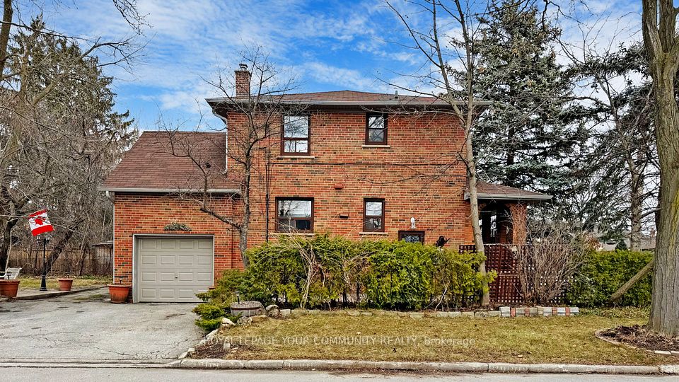 50 Athabaska Avenue