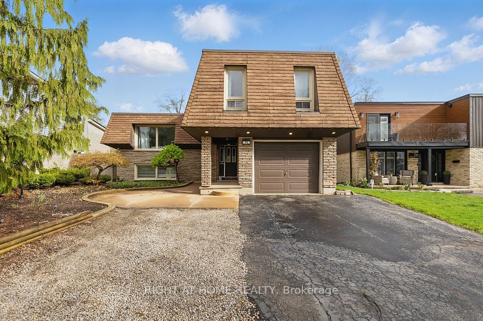 72 Underhill Crescent