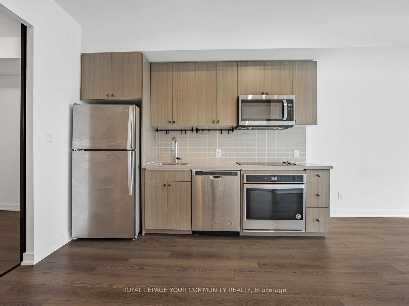 2 Bedrooms Condo at 2799 Kingston, Toronto For sale