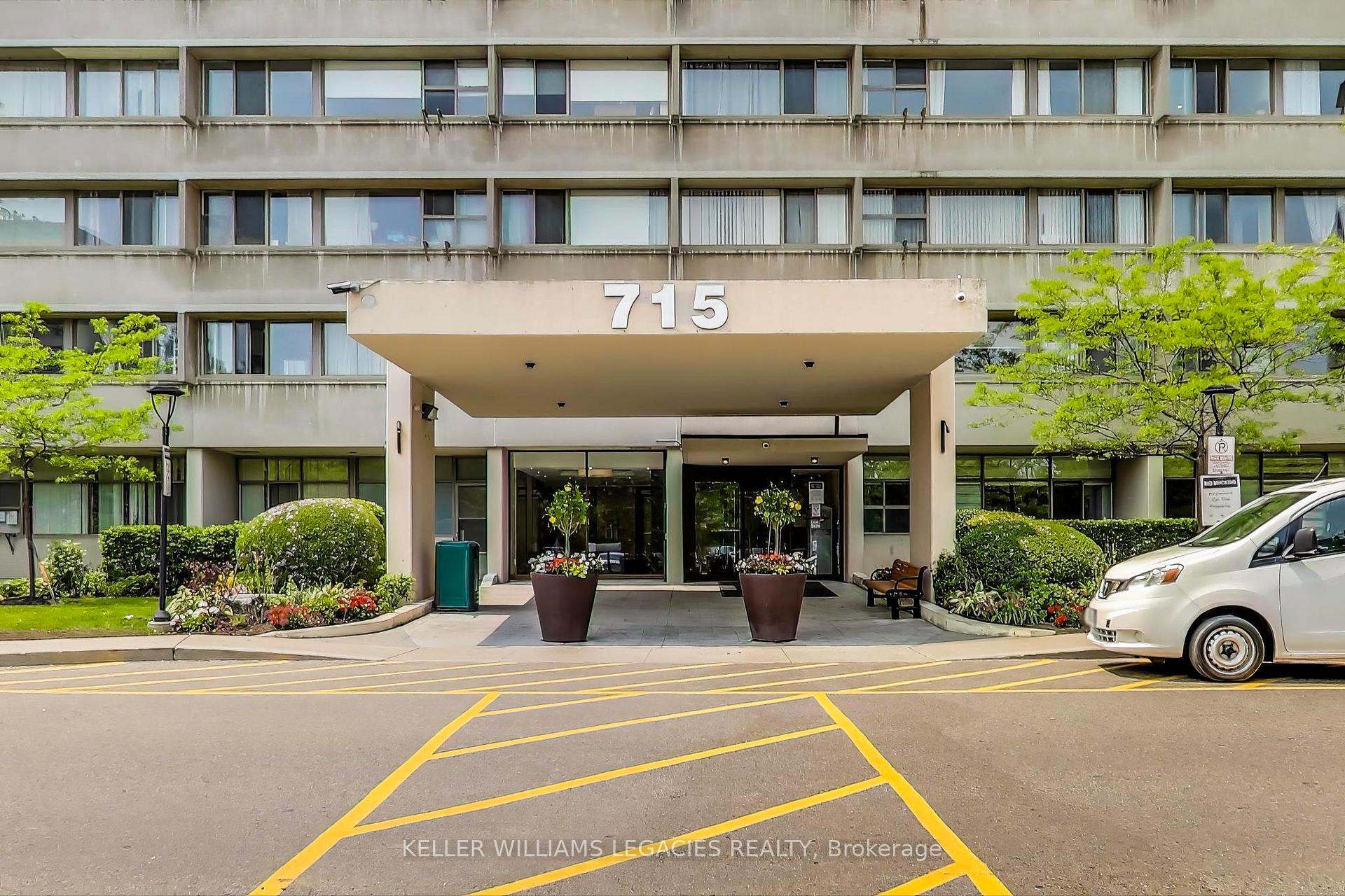 2 Bedrooms Condo at 715 Don Mills, Toronto For sale