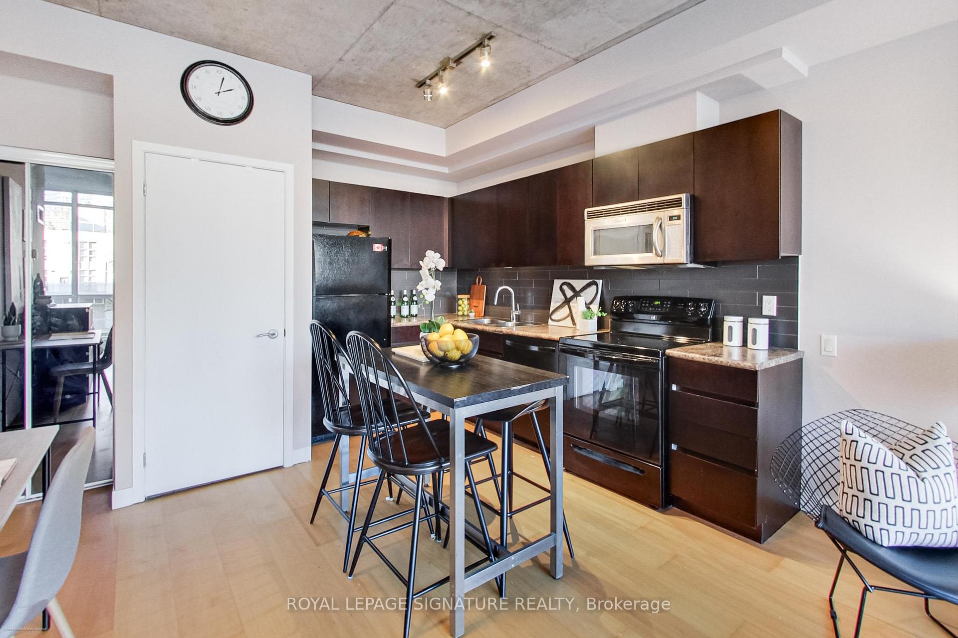 1 Bedroom Condo at 38 Niagara, Toronto For sale