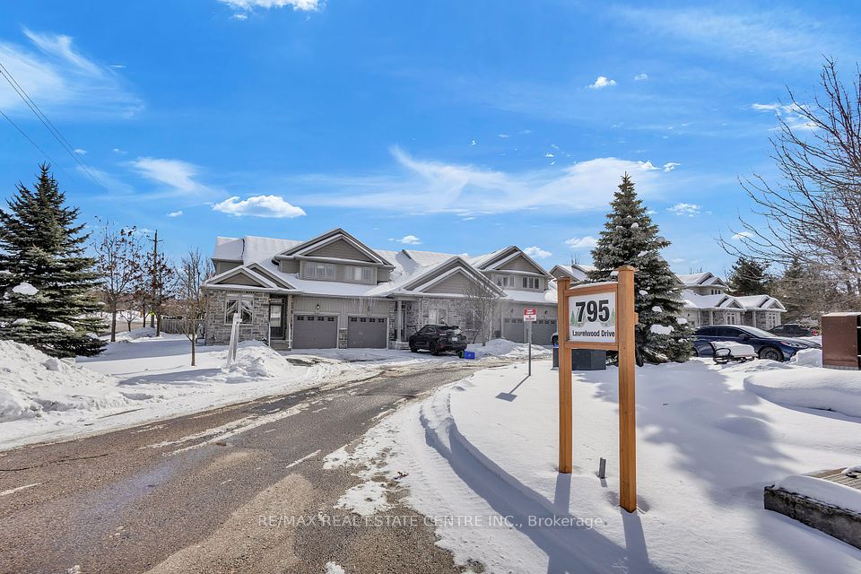 795 Laurelwood