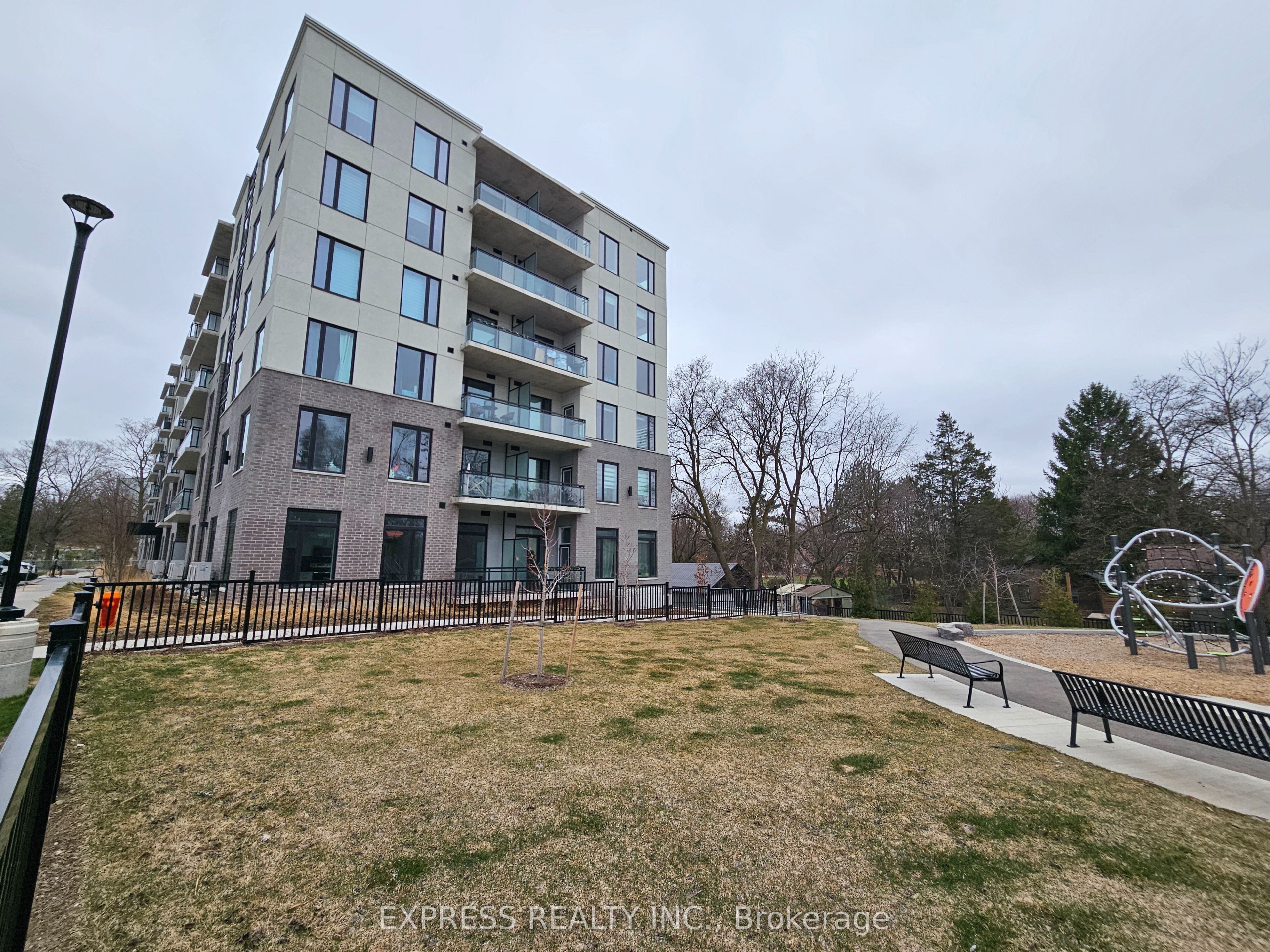 103 Roger Street, #301