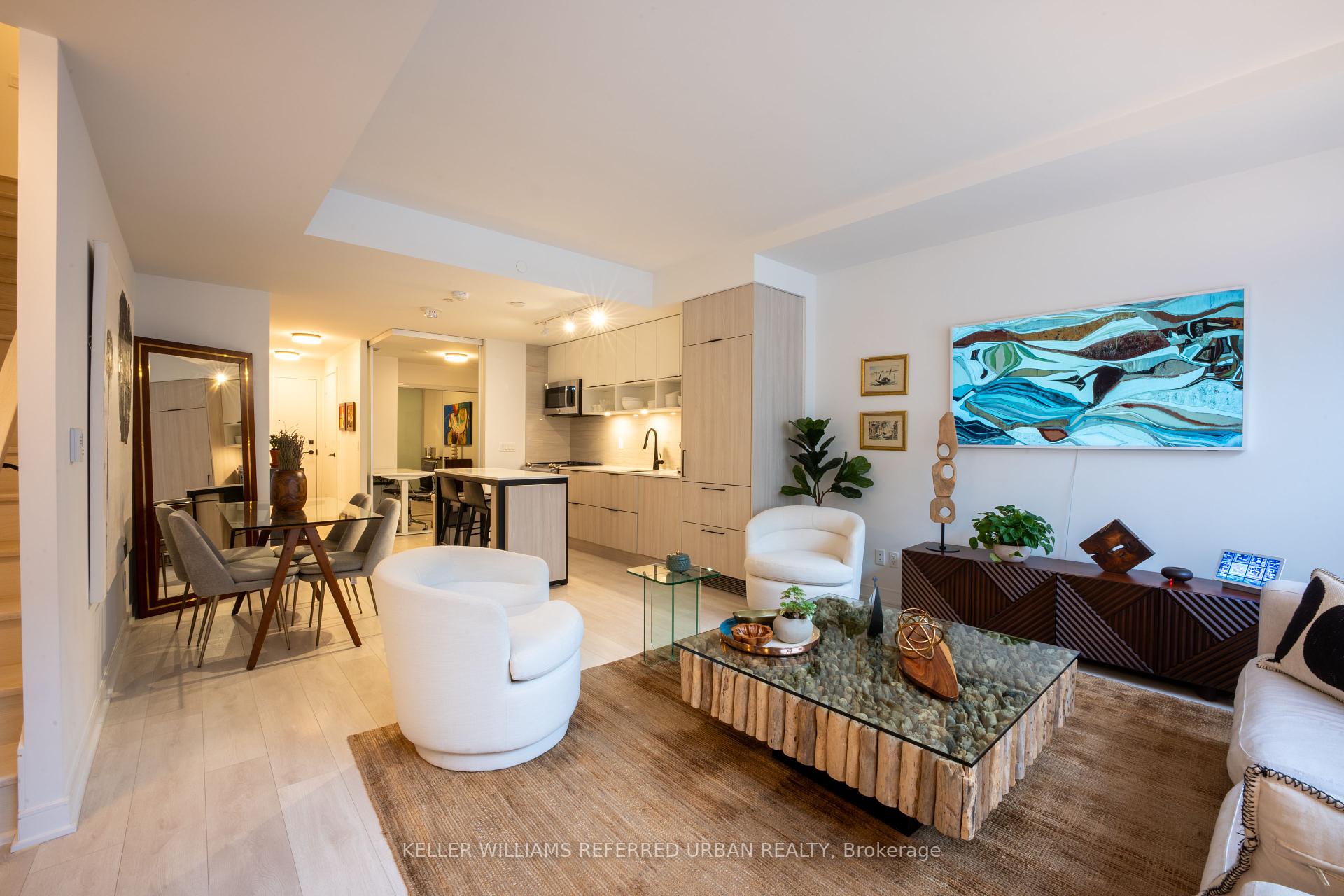4 Bedrooms Condo at 180 Mill, Toronto For sale