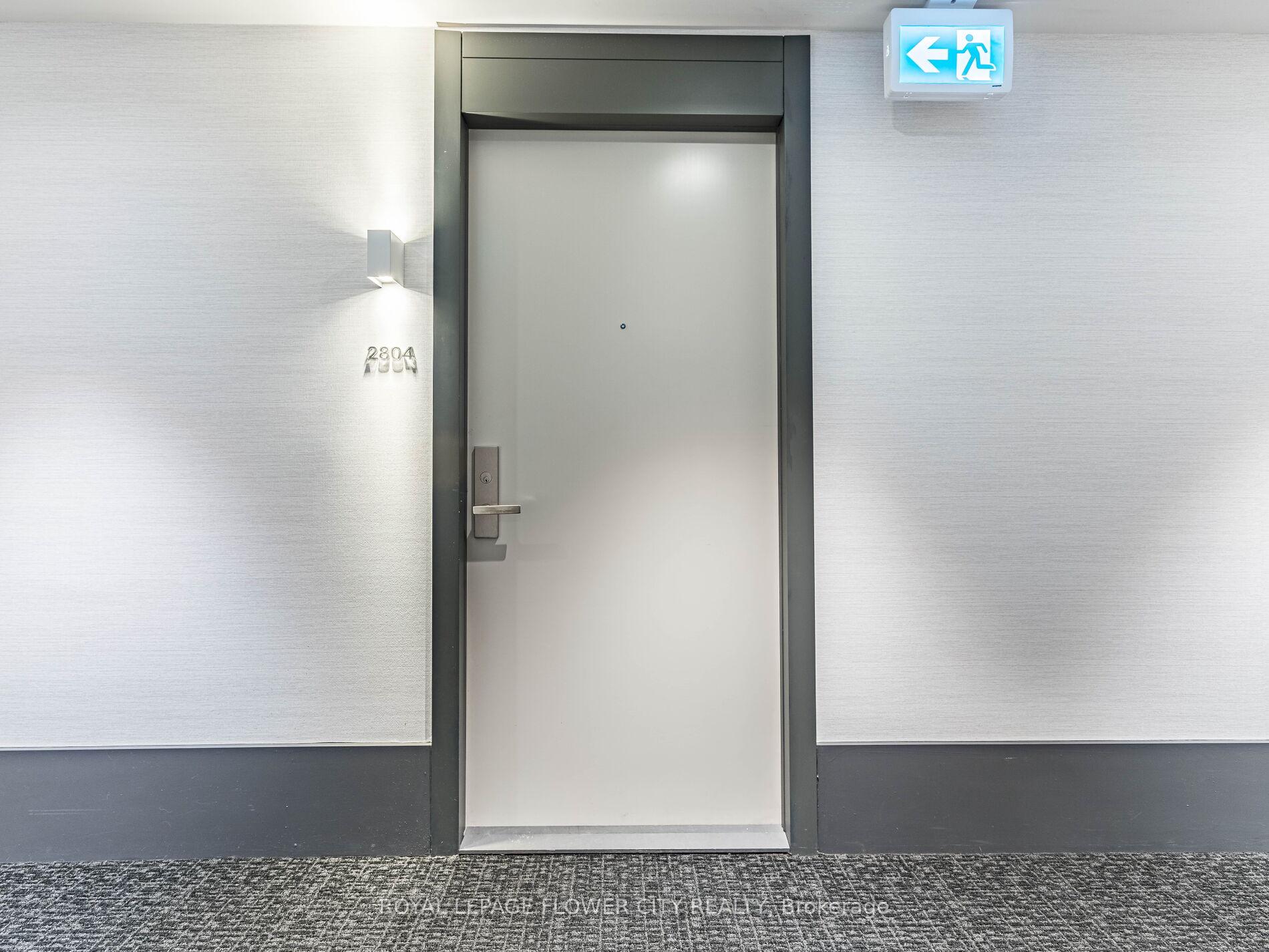 1 Bedroom Condo at 30 Gibbs, Toronto For sale
