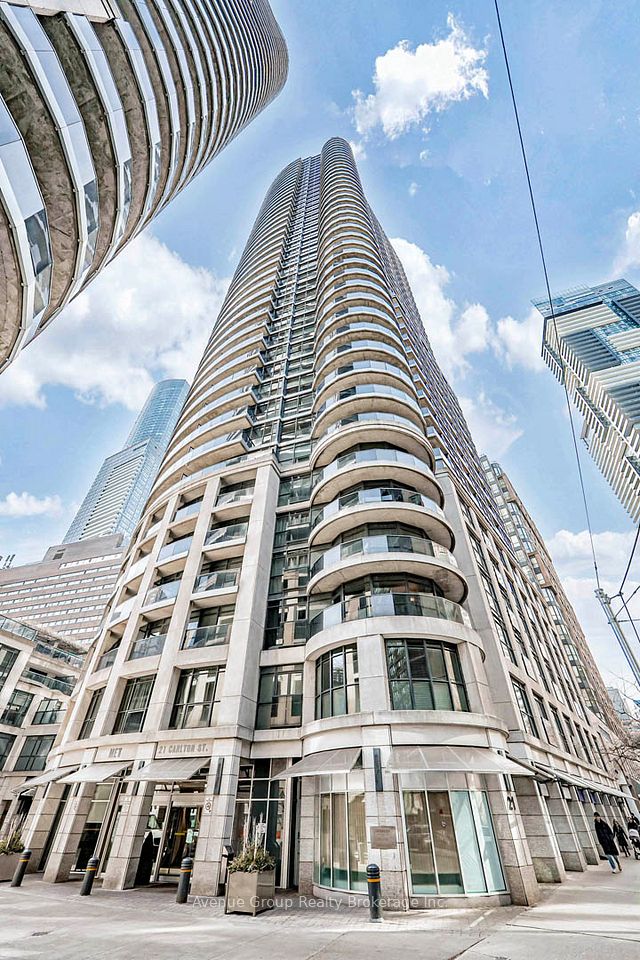 21 Carlton Street
