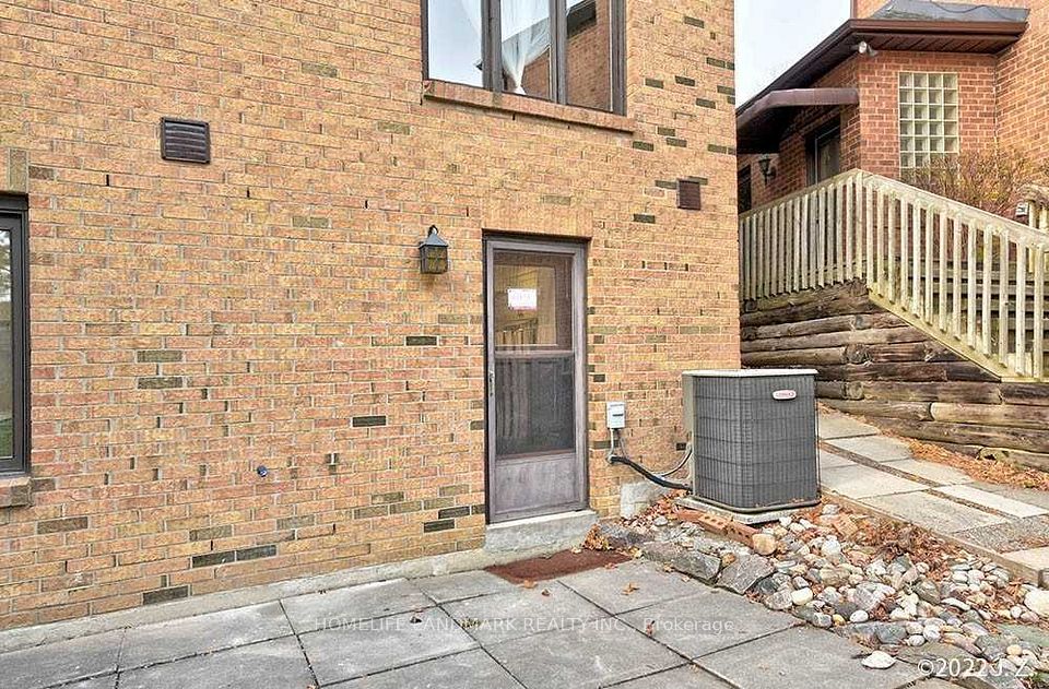 #UNIT#2 - 23 PennyCross Court, Vaughan, ON L4L 3M6