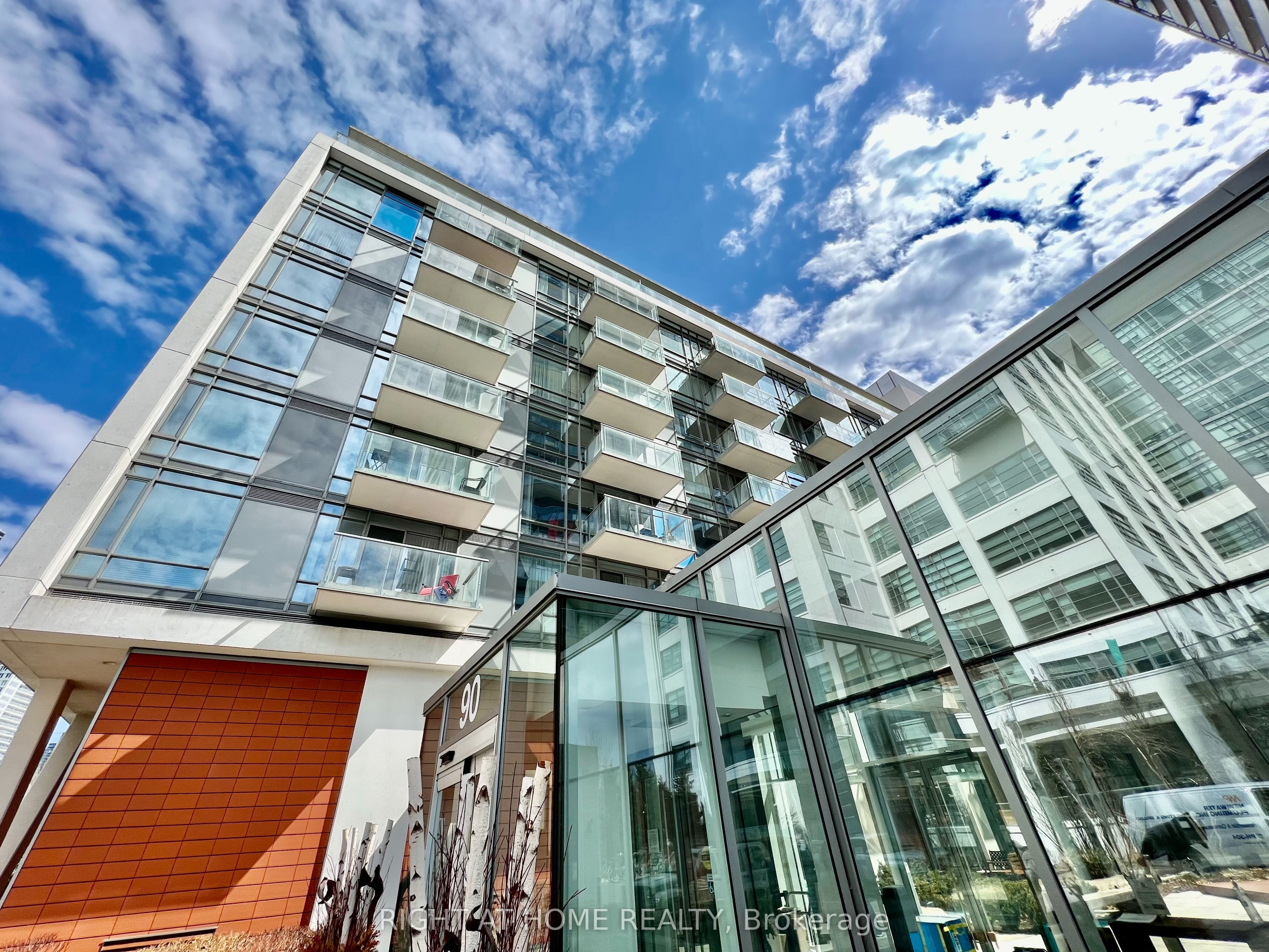 90 Stadium Road, #606