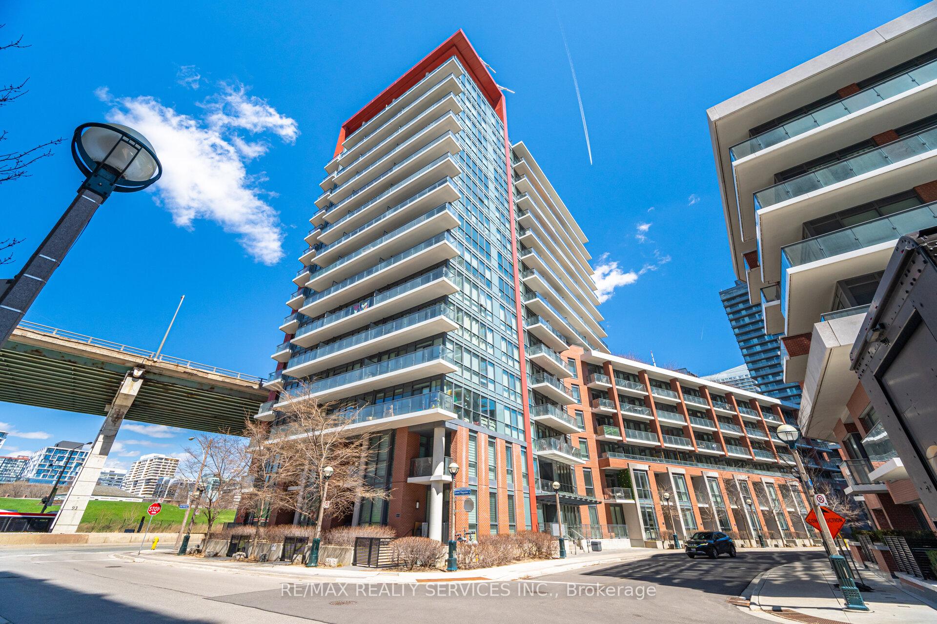 1 Bedroom Condo at 50 Bruyeres, Toronto For sale