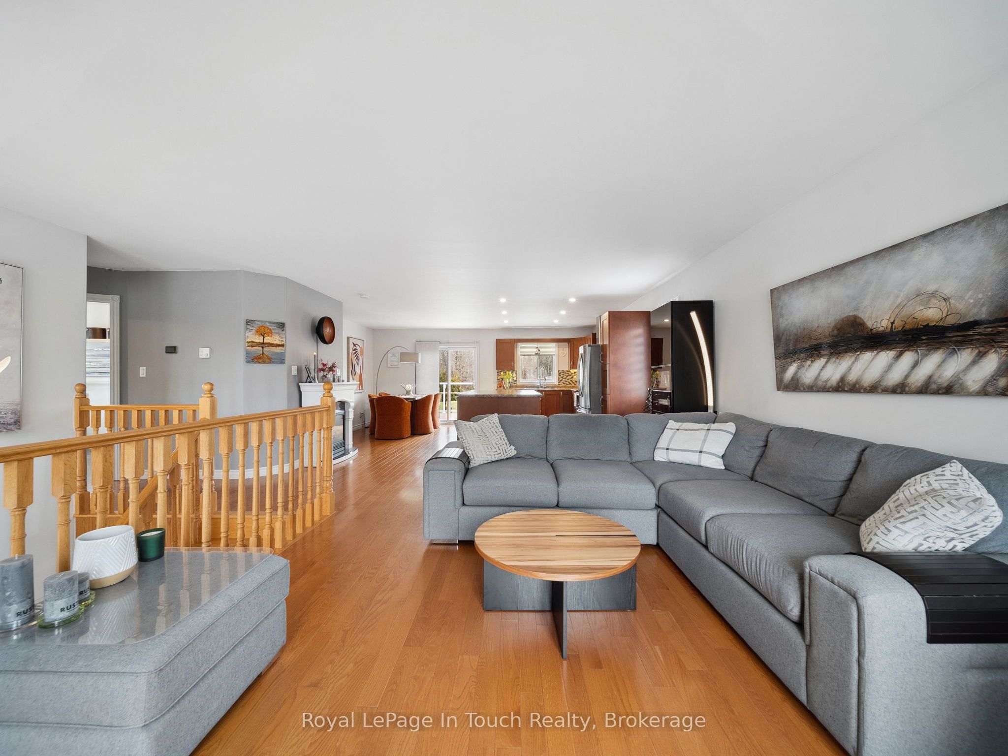 29 Duffy Drive, Tay, ON L0K 2C0