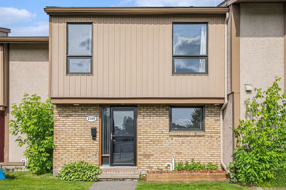 2169 Stonehenge