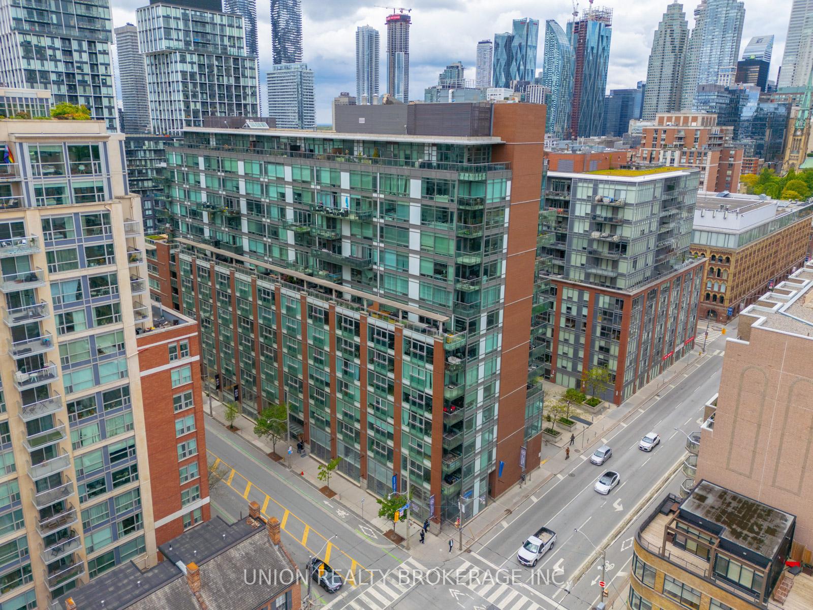 2 Bedrooms Condo at 333 Adelaide, Toronto For sale