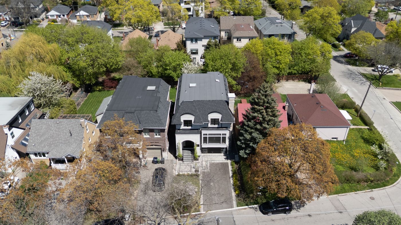 5 Graymar Avenue