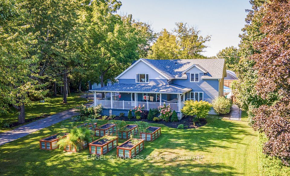 112 Lakeshore