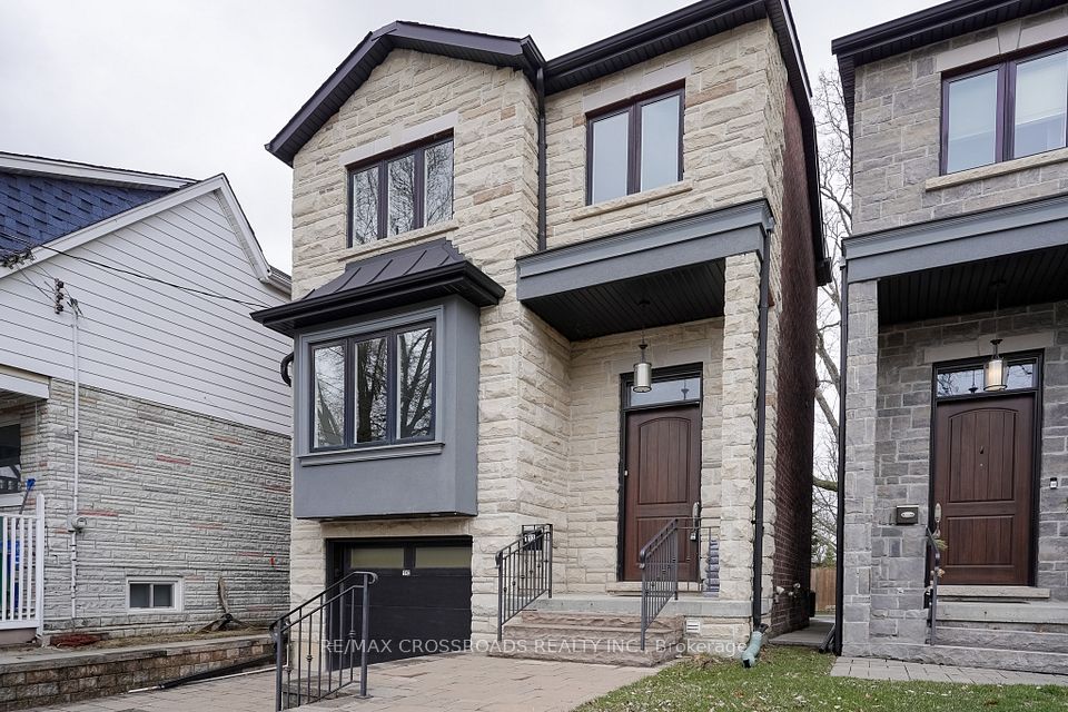 112 Oakcrest