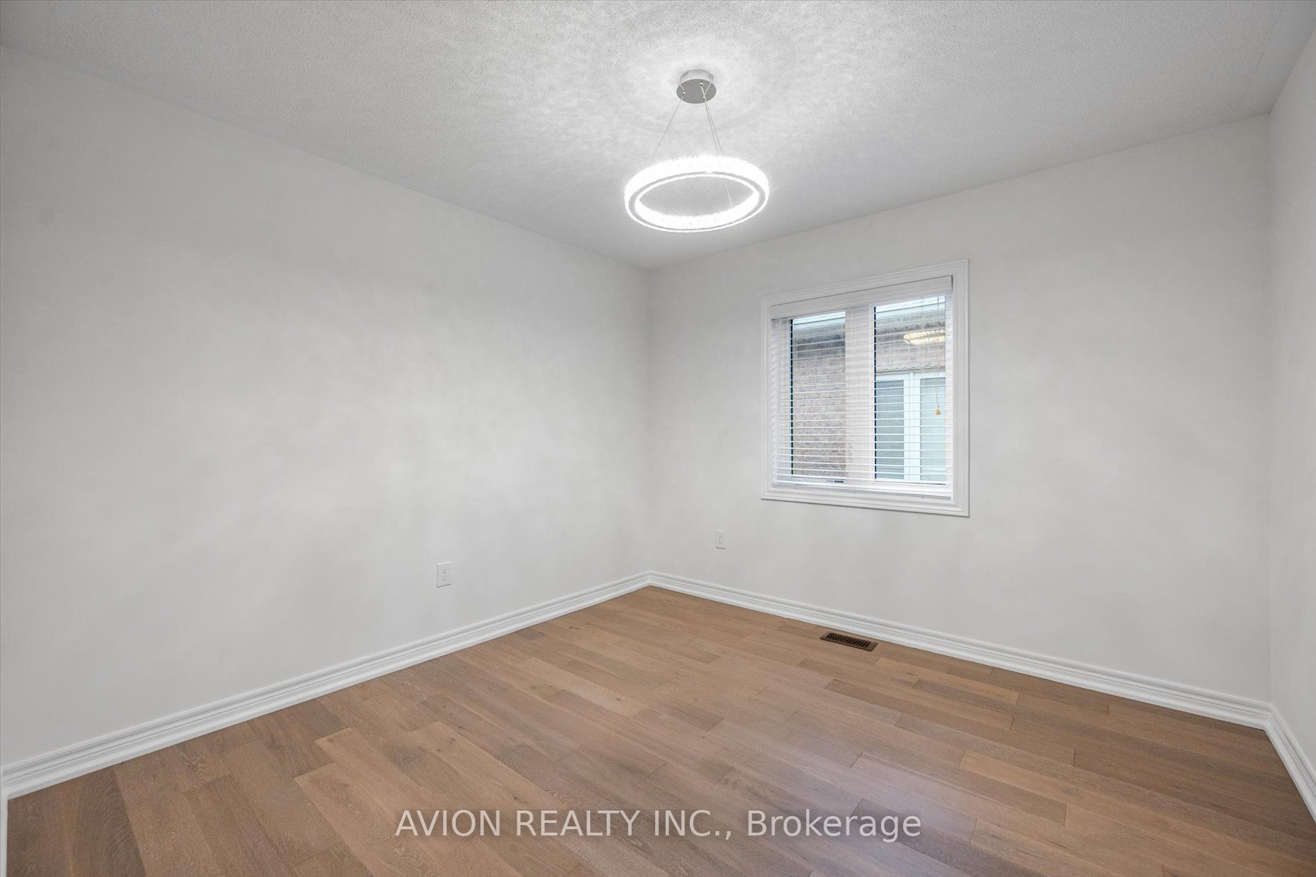 428 George Ryan Avenue