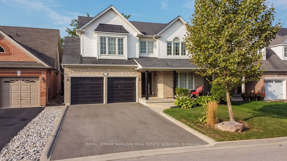 2116 Woodsmere