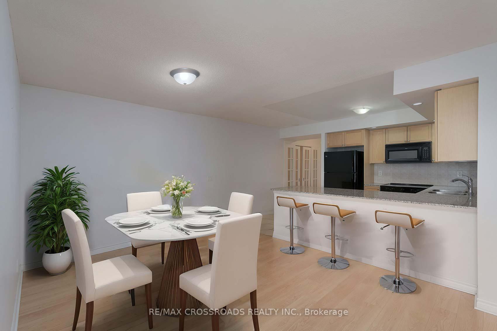 3 Bedrooms Condo at 5233 Dundas,  Toronto For sale
