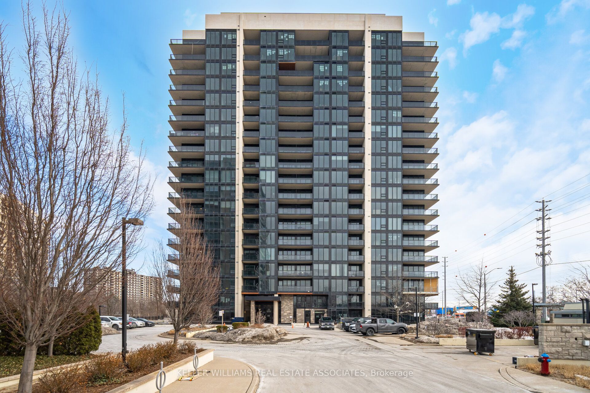 #1510 - 1035 Southdown Road, Mississauga, ON L5J 0A2