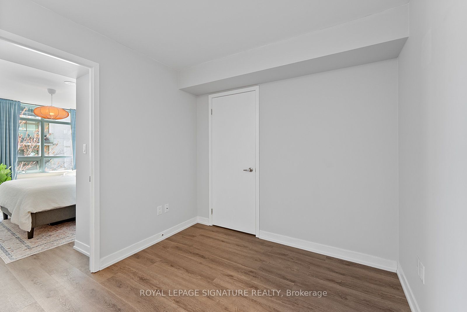 816 Lansdowne Avenue, #410