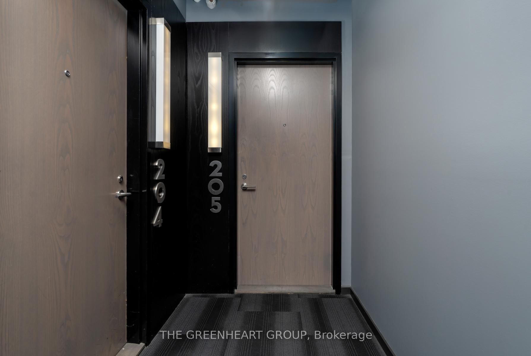 2 Bedrooms Condo at 90 Broadview,  Toronto For sale