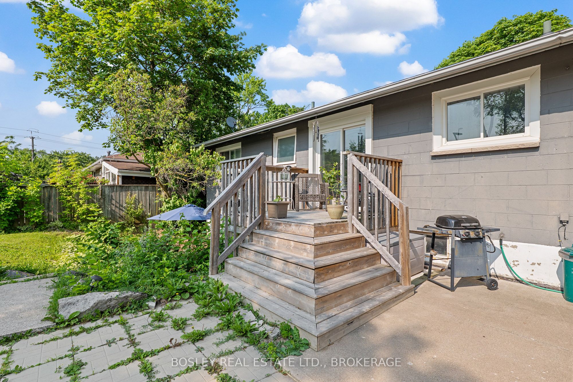 101 Rochelle Drive
