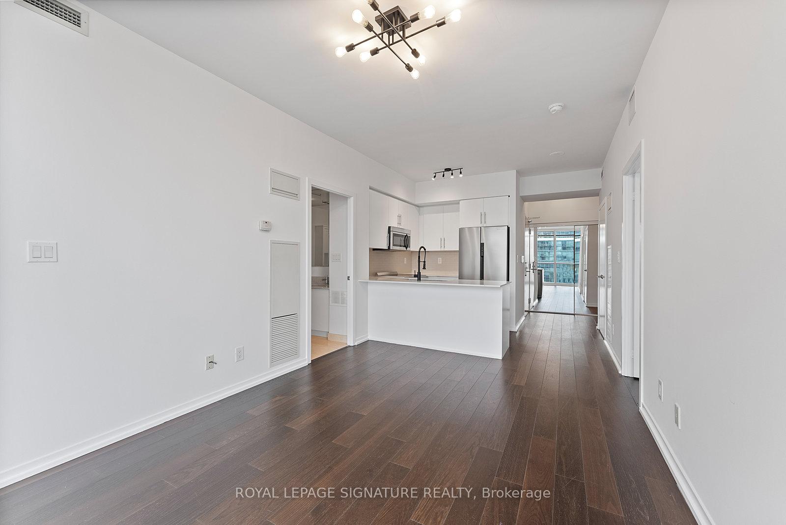3 Bedrooms Condo at 65 Bremner, Toronto For sale