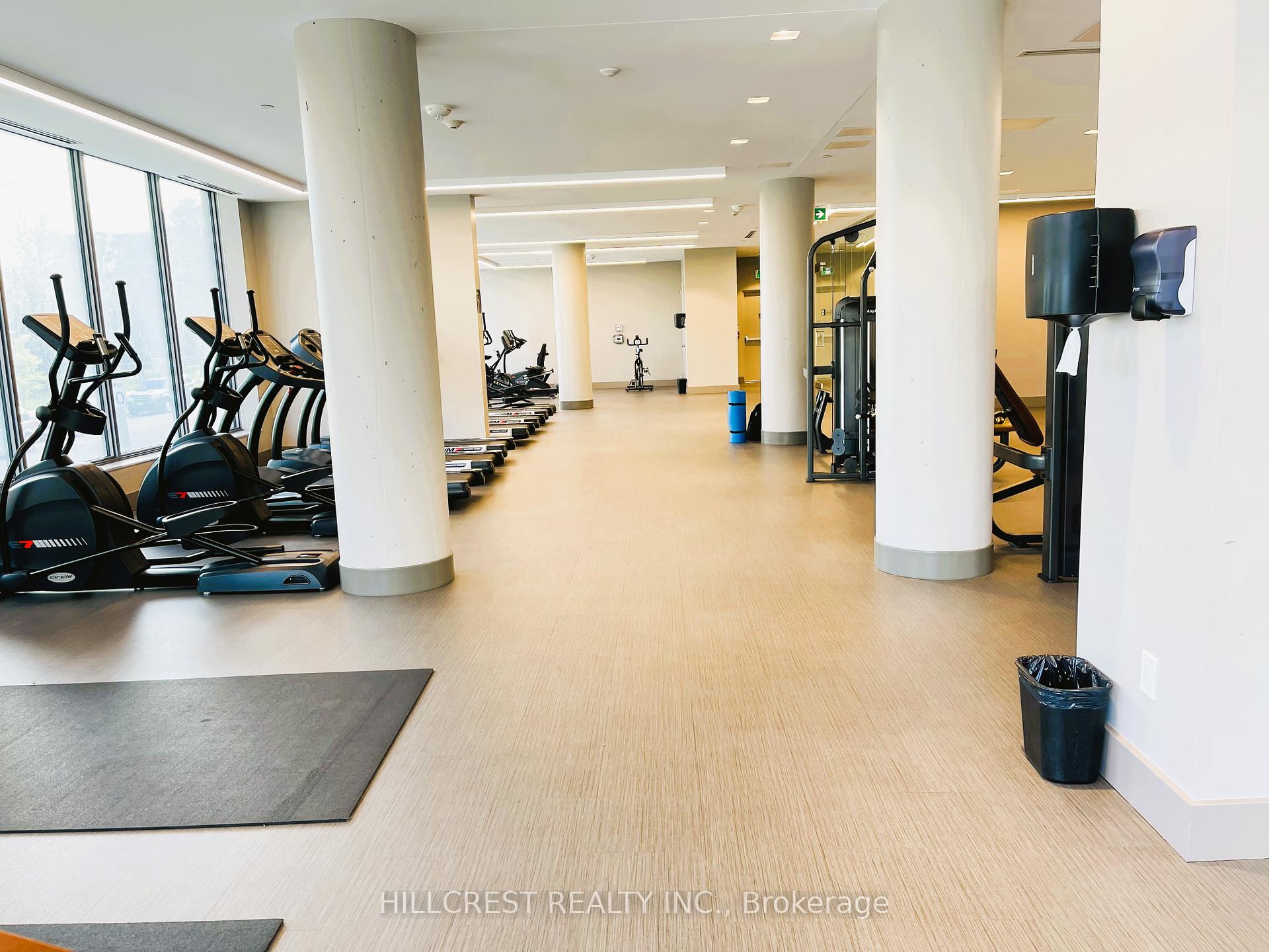 2 Bedrooms Condo at 36 Forest Manor,  Toronto For sale