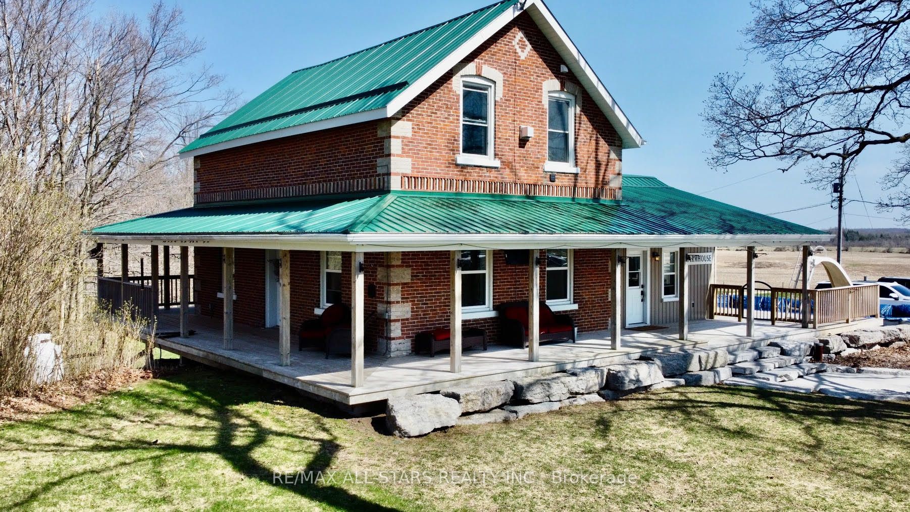 1018 Palestine Road