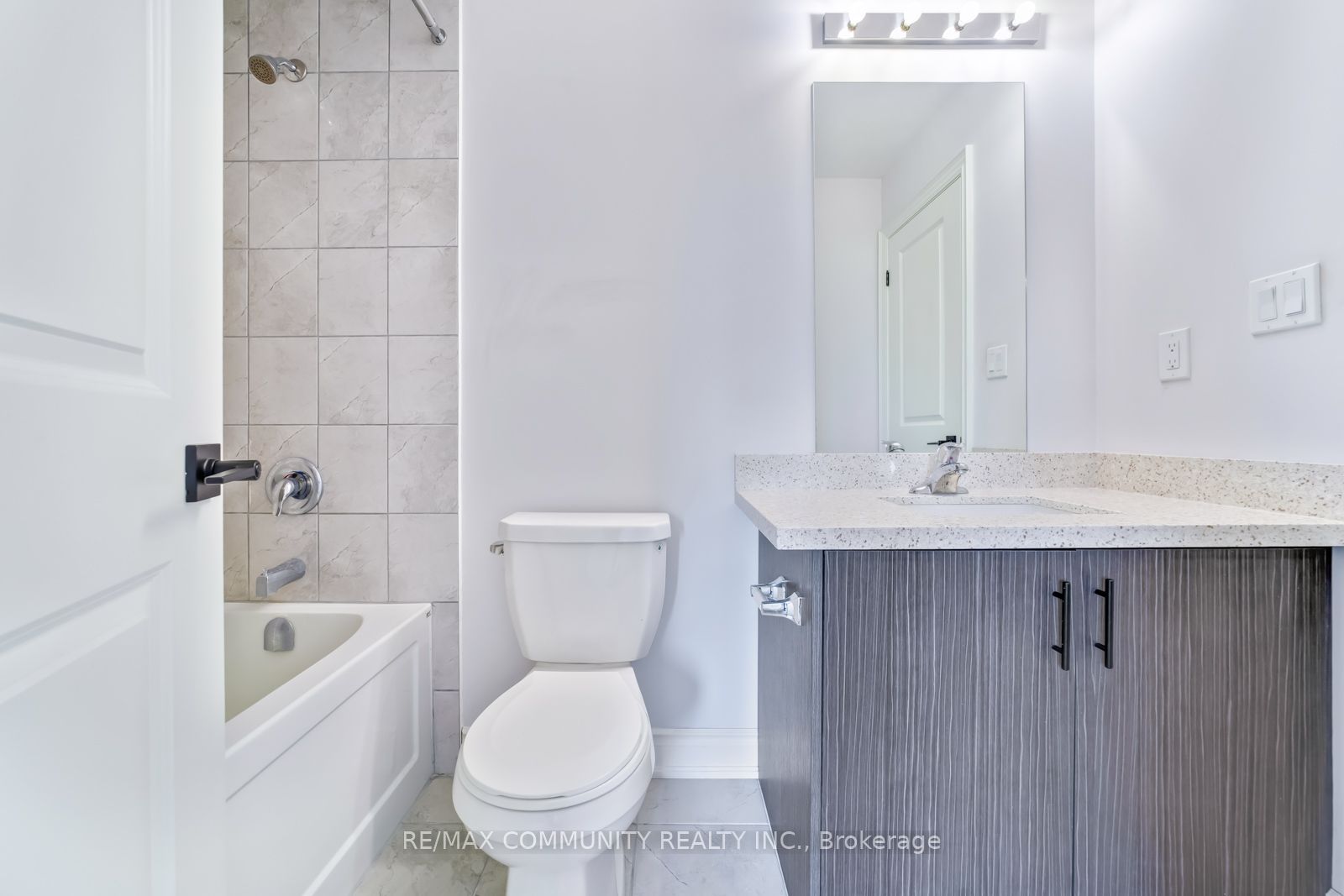 16 Alan Williams Trail