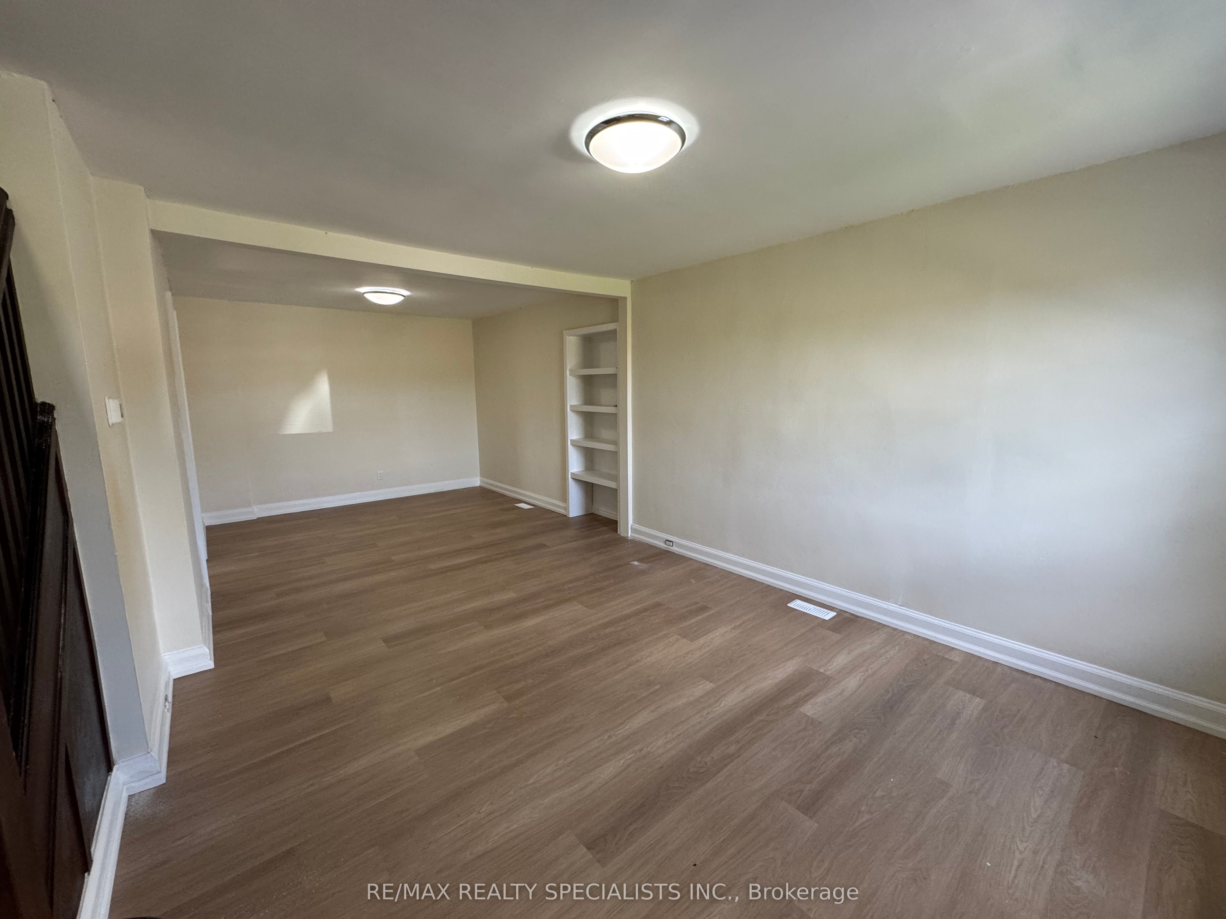 8731 Trafalgar Road