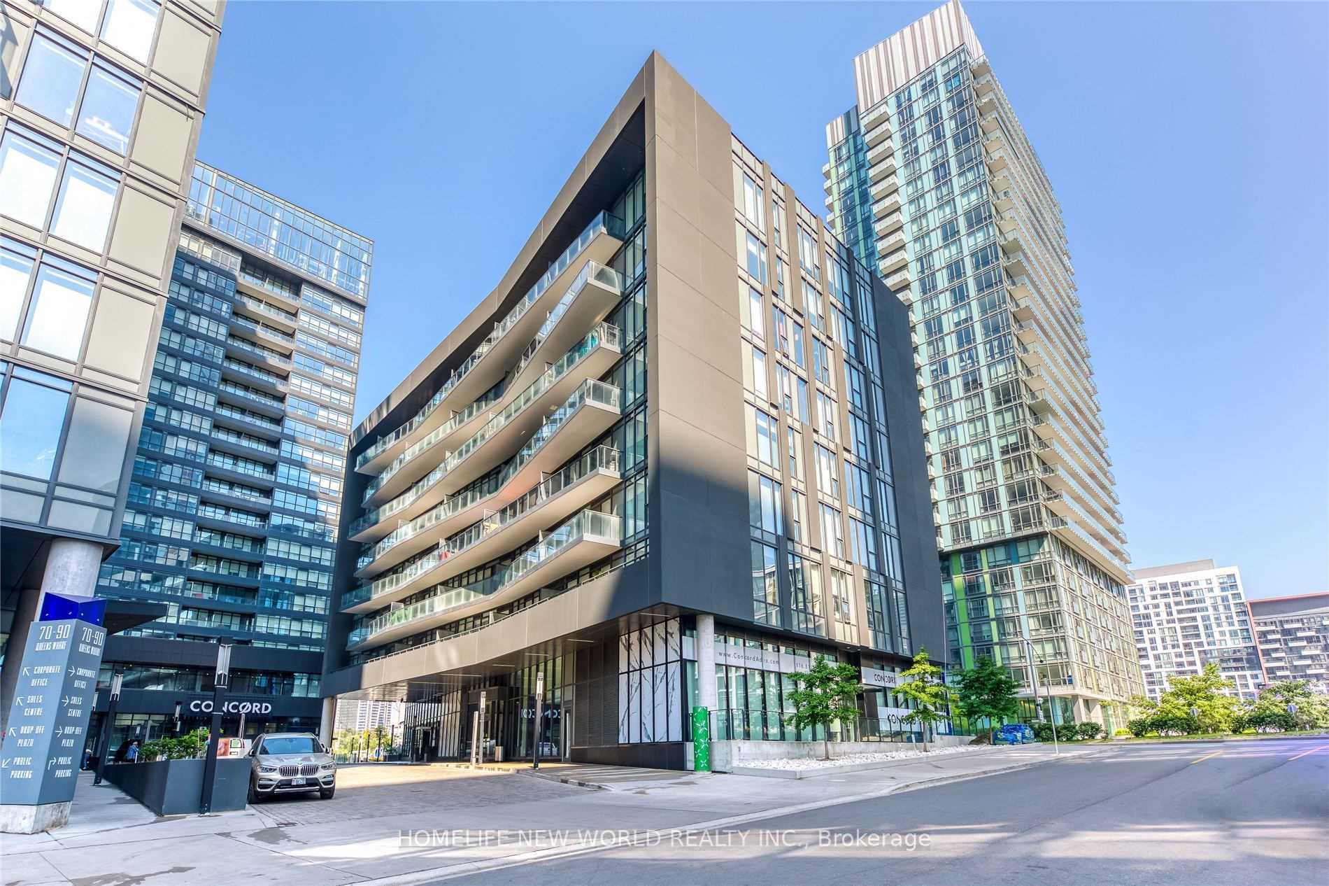3 Bedrooms Condo at 90 Queens Wharf, Toronto For sale