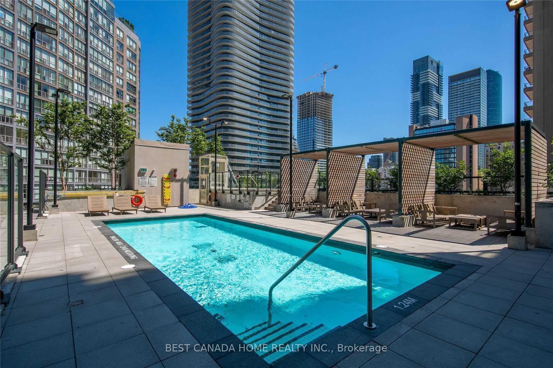 Condo at 955 Bay,  Toronto For sale