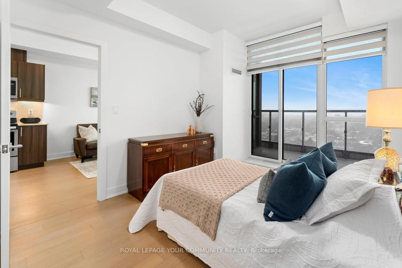 2 Bedrooms Condo at 1486 Bathurst, Toronto For sale