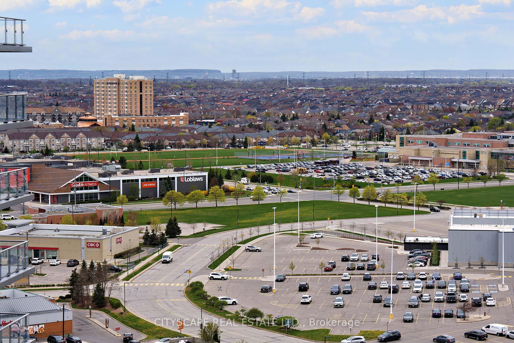 3 Bedrooms Condo at 4677 Metcalfe, Mississauga For sale