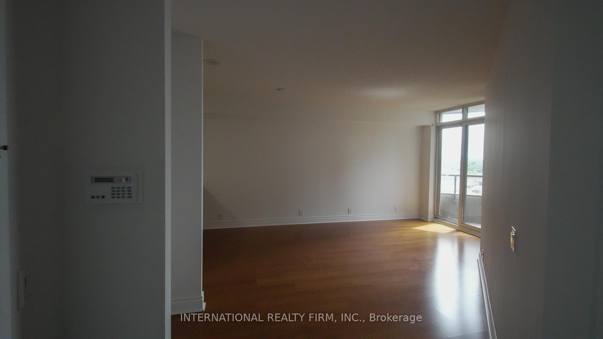 1 Bedroom Condo at 80 Harrison Garden, Toronto For sale
