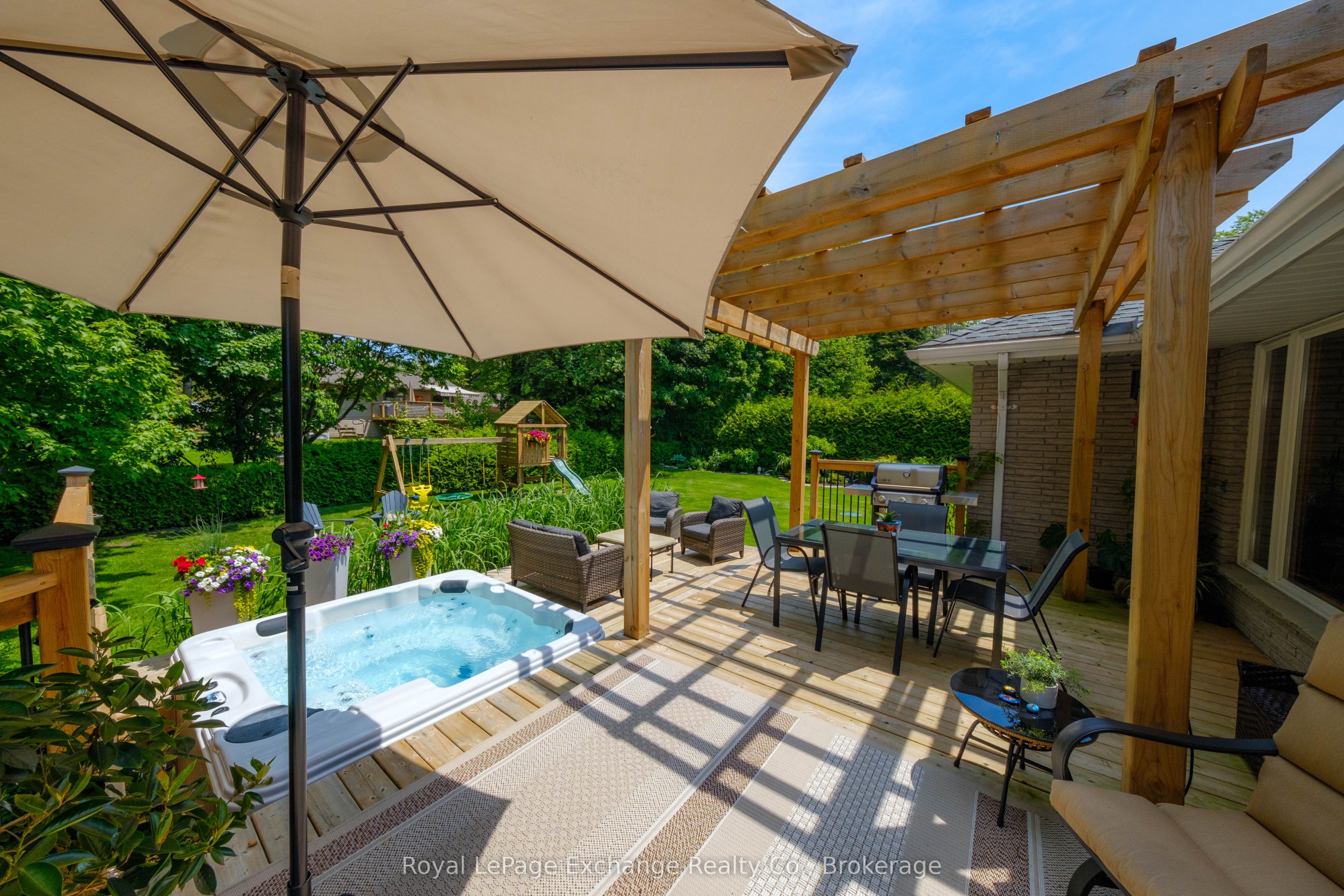 906 TANGLEWOOD Drive, Huron-Kinloss, ON N2Z 2X3