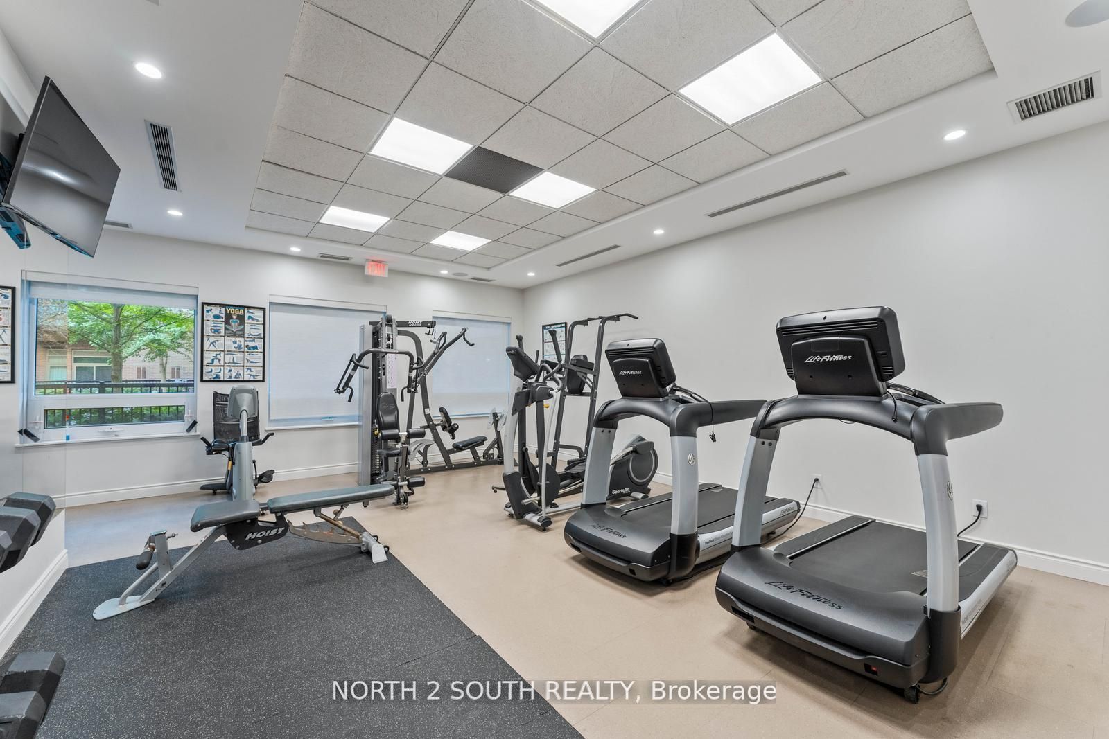 281 Woodbridge Avenue, #521