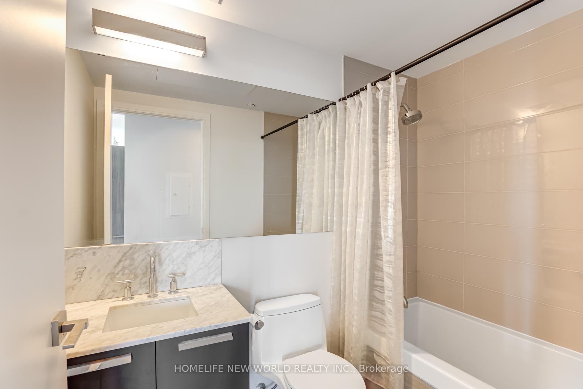 1 Bedroom Condo at 50 Charles, Toronto For sale